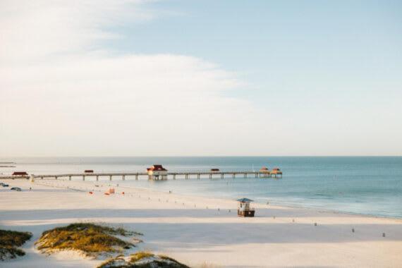 Quiet Corner Suite Heated Pool & 2 Mins 2 Beach Clearwater Beach Bagian luar foto
